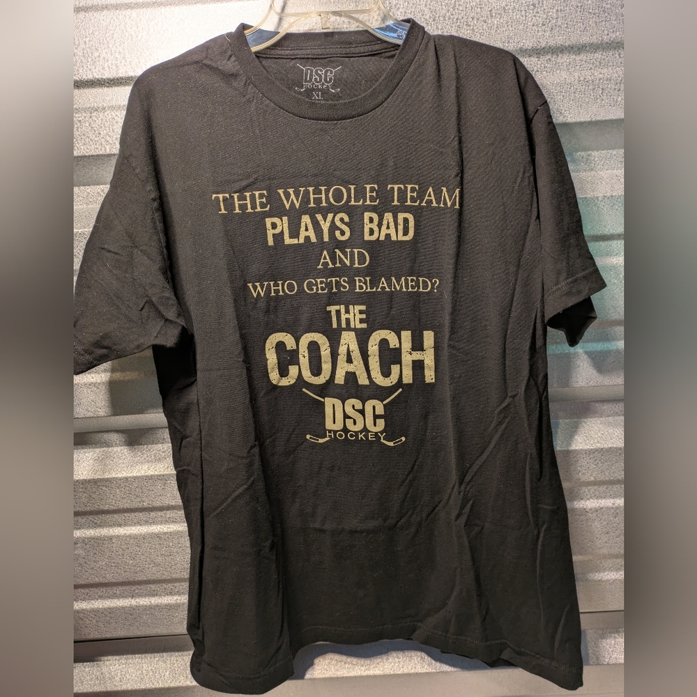 DSC HOCKEY Black Coach Graphic Men's Tee SIZE xl - Picture 2 of 5